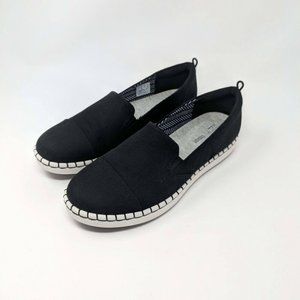 Cloudsteppers by Clarks Slip On Shoes Black Women 8.5 W - fit like a 9